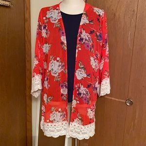 Rewind Beautiful red floral kimono, size XL.